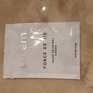Luzern hand renewal cream